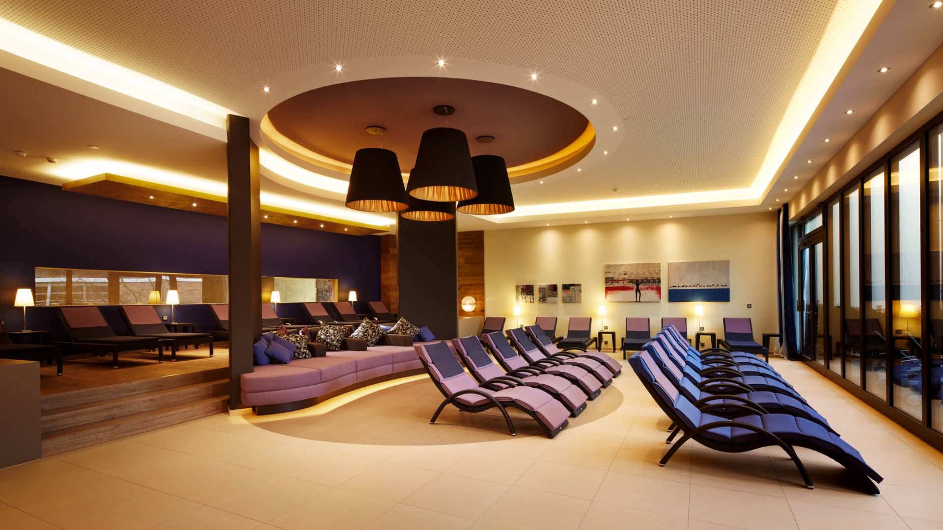 Kaminruhelounge Wellnessbereich